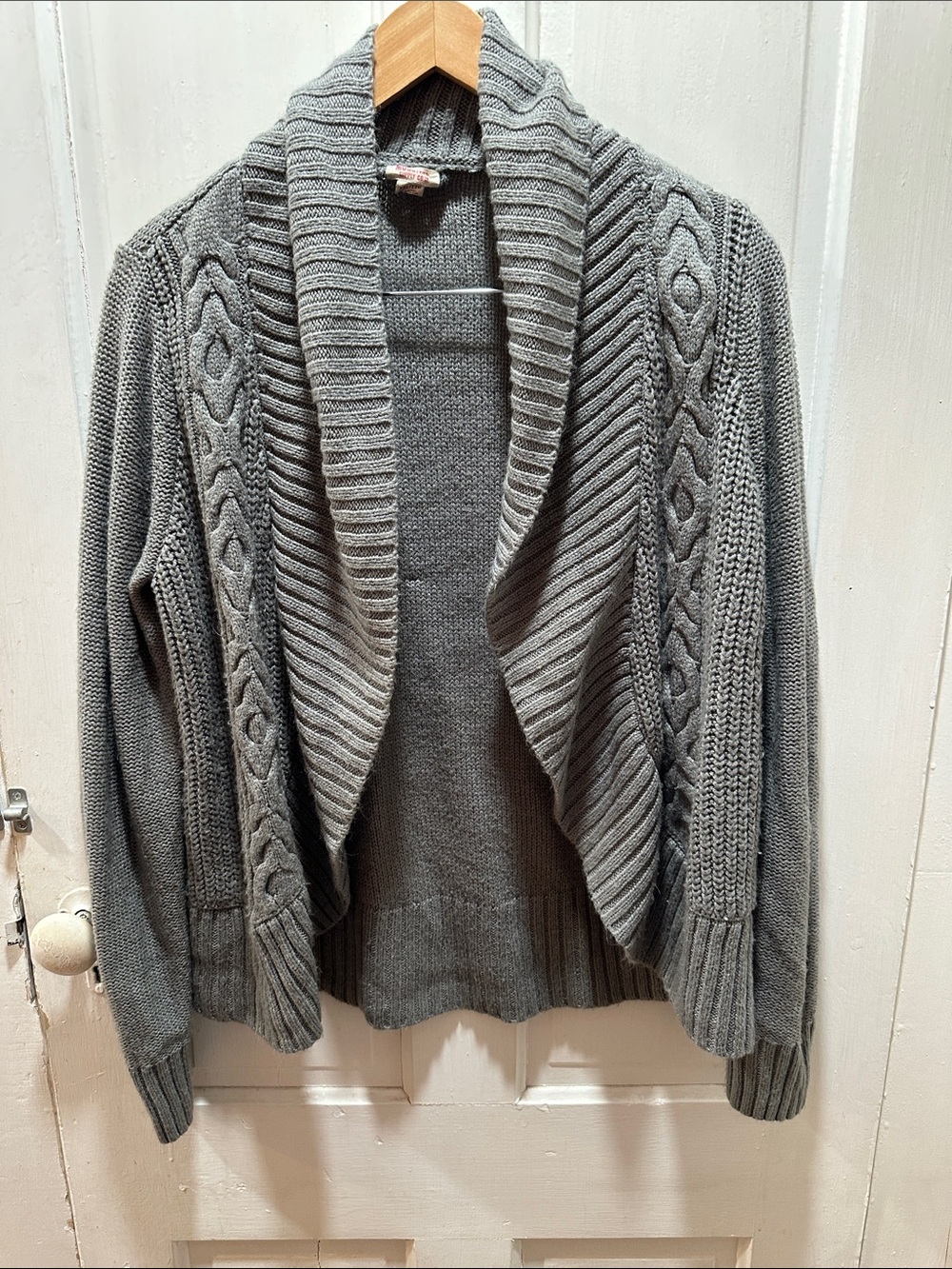 Mossimo Supply Co. Light Gray Cable Knit Shawl Collar Cardigan